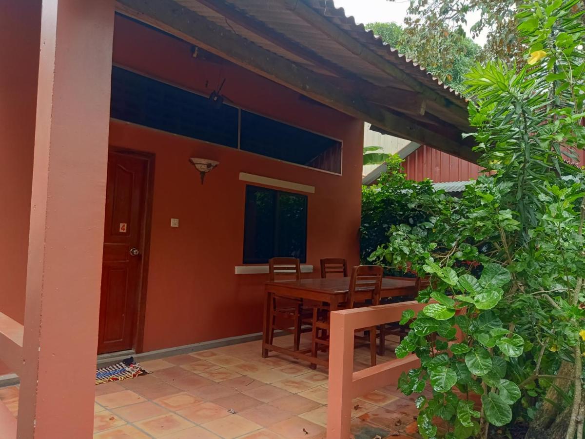 Hotel Pina House Kep Esterno foto