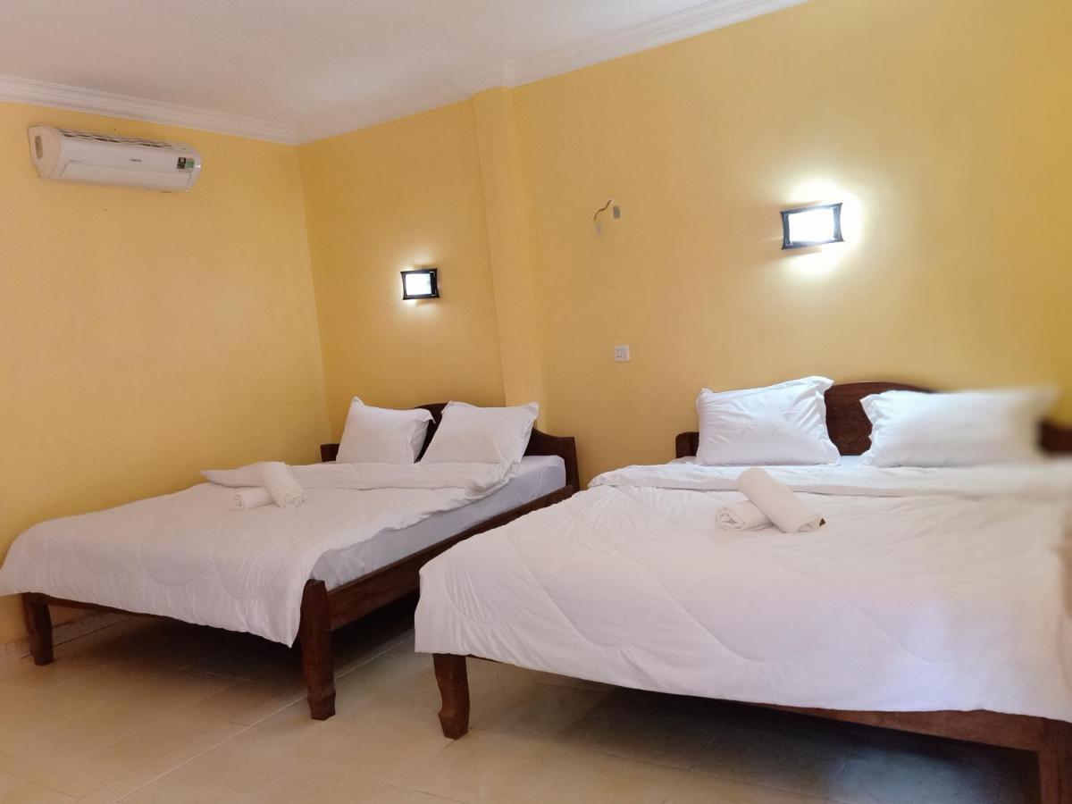 Hotel Pina House Kep Esterno foto